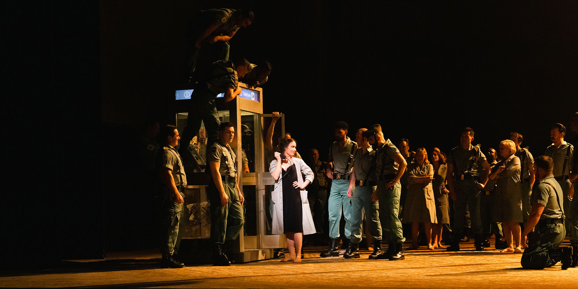 Enjoy the famous 'Habanera' song from Bizet's Carmen. Performed by Ginger Costa-Jackson and the Orchestra of ENO.